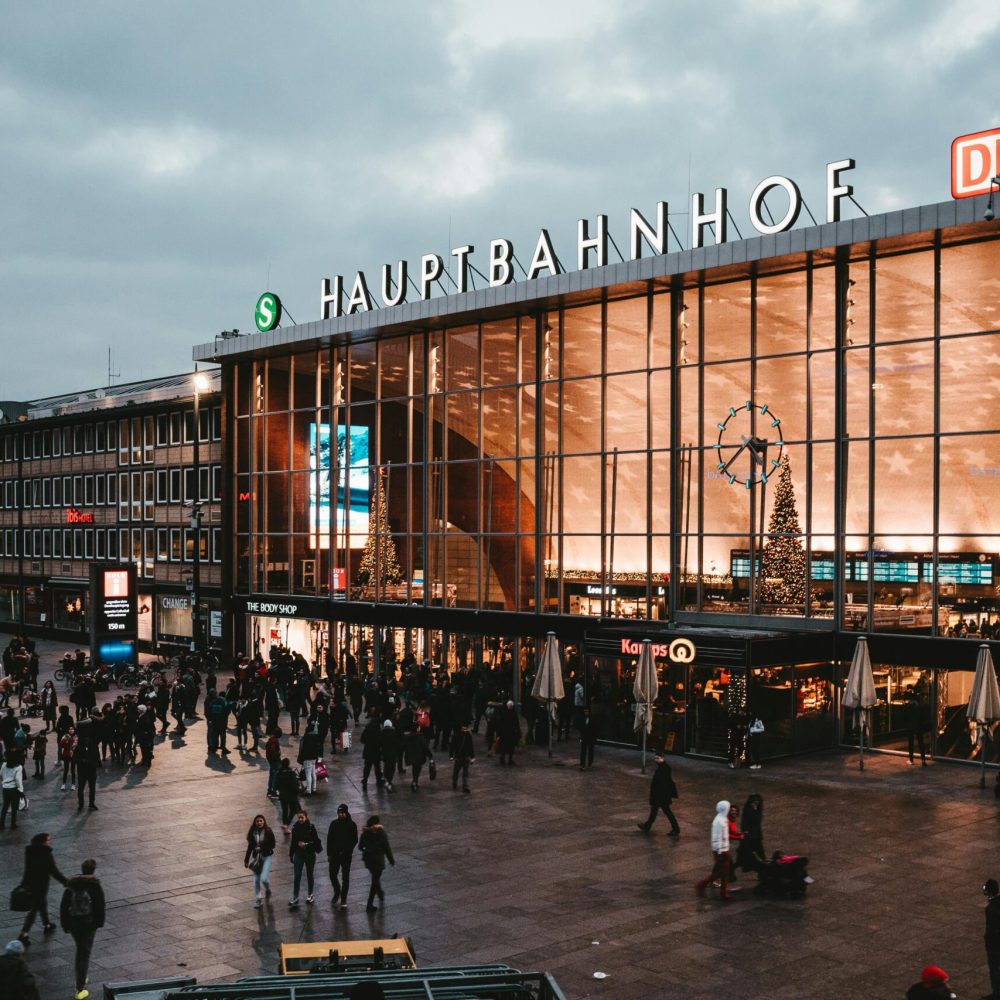 hauptbahnhof photos